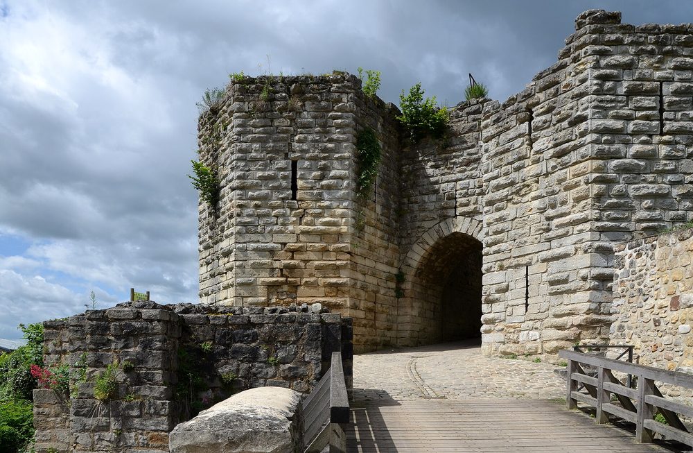 La porte Saint-Jean du château médiéval